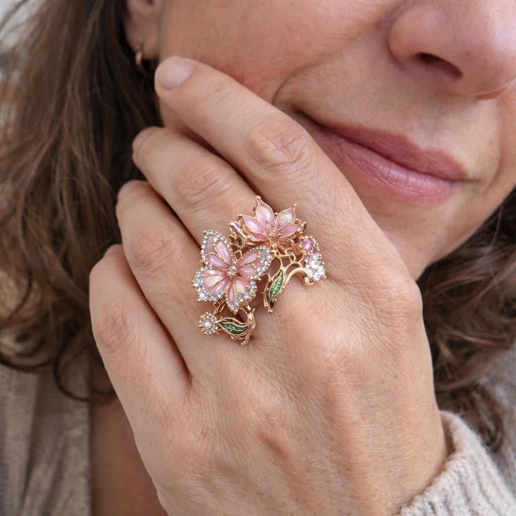Natural Sparkling Zircon Butterfly Ring | GEMSTONES