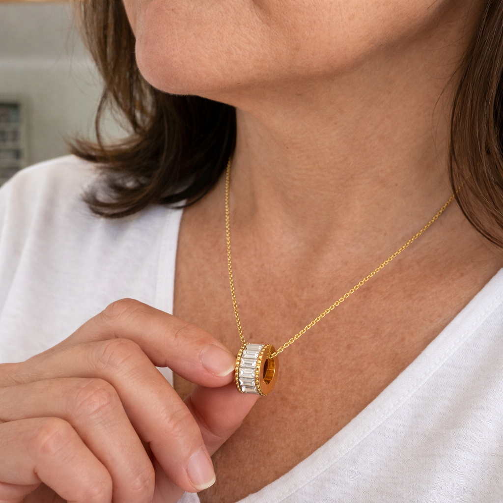 Elena Polished Barrel Necklace | GOLD