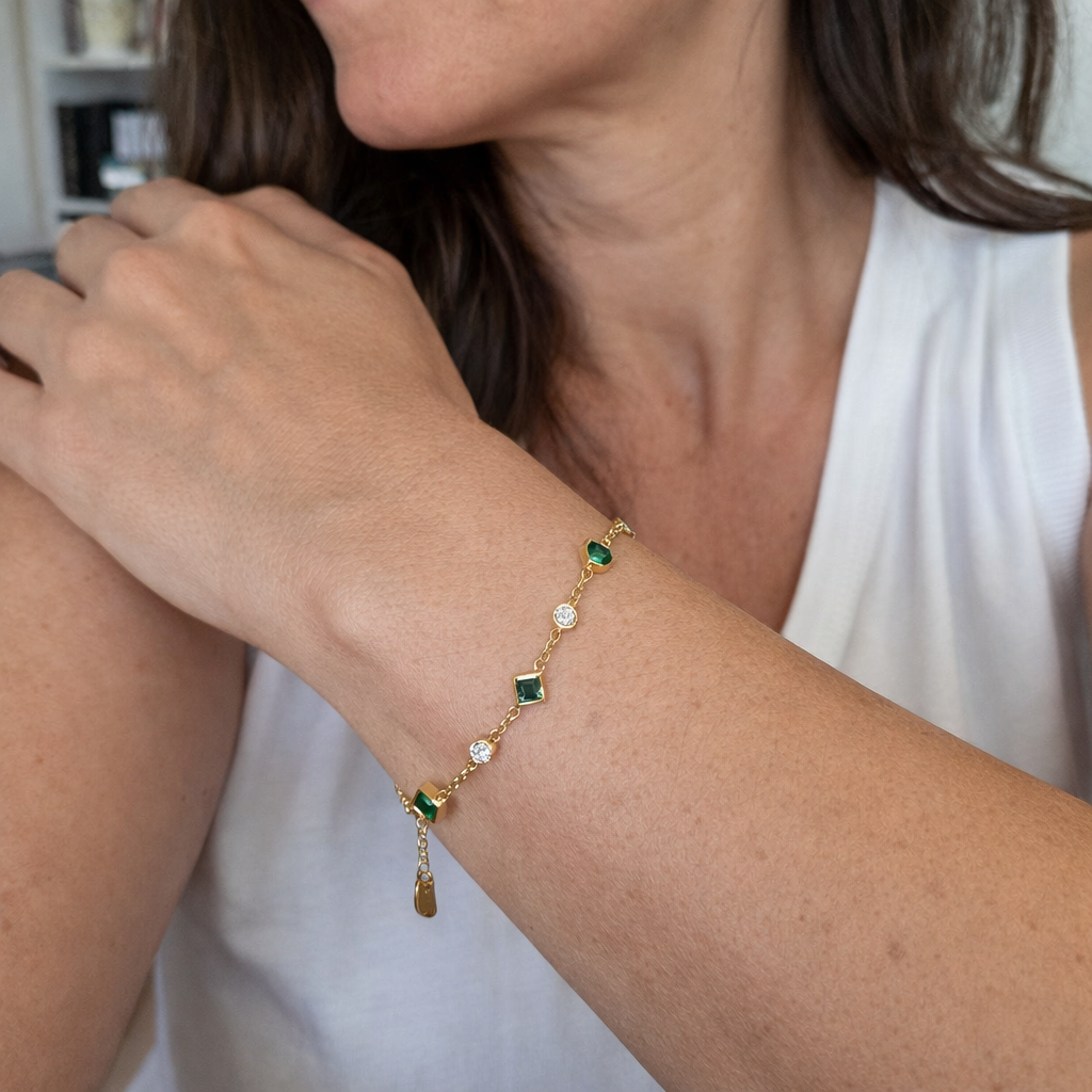 Amelis Glenwyn Bracelet | EMERALD