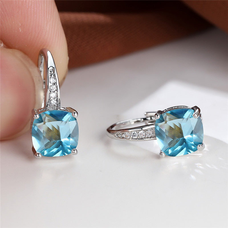Hoop Earrings with Hidden Stone | GOLD