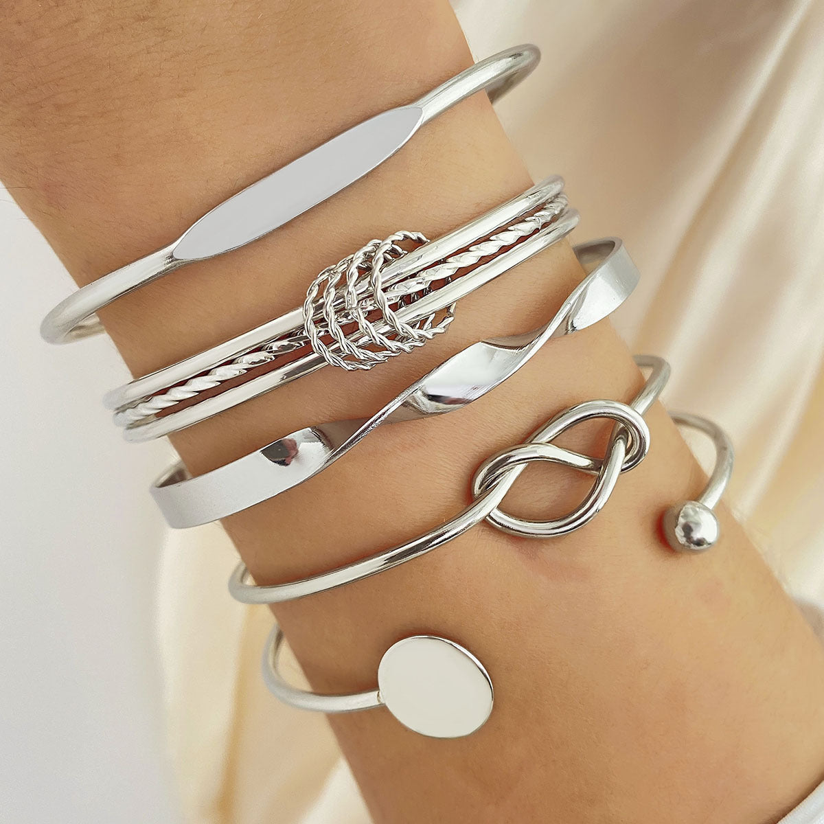 Elegant Knot Bracelet Set | GOLD